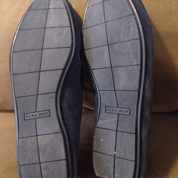 Shoes - Picture 3 of 3